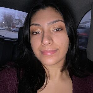 Meet your Posher, Angelica